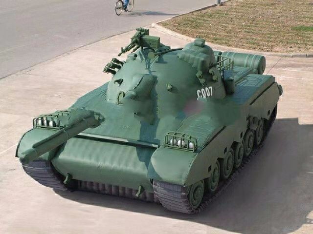 英吉沙小型军事坦克